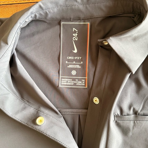 Nike 24.7 PerfectStretch Black Shirt for Women - Picture 10 of 13